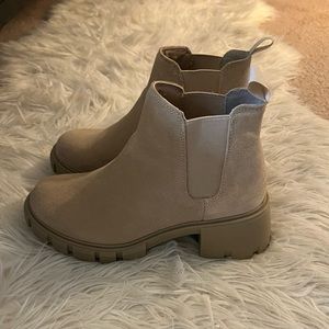 Steve Madden Women's Howler Ankle Boot